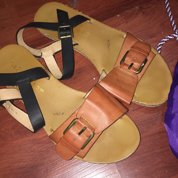 Brown and Black sandals . - Picture 2 of 3